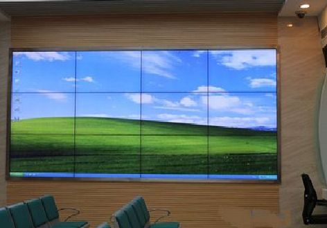 绵竹液晶拼接屏的另类用法。